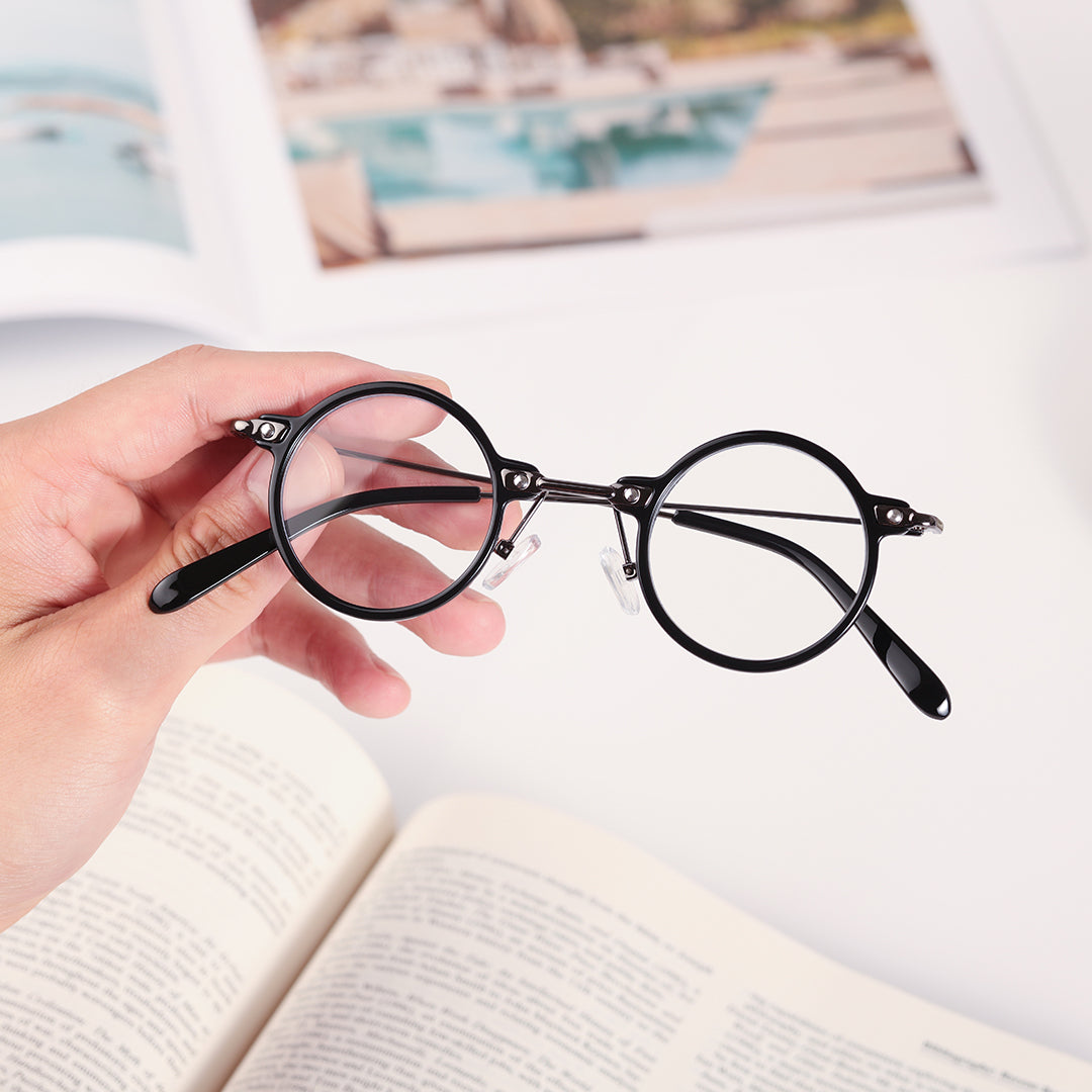 Round Glasses