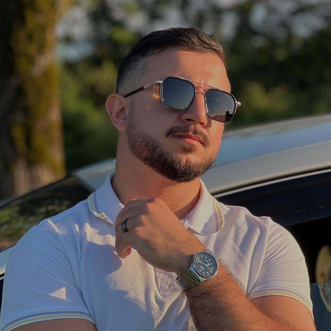 Mea Metal Aviator Gold Color Fashion Sunglasses With Spring Hinges
